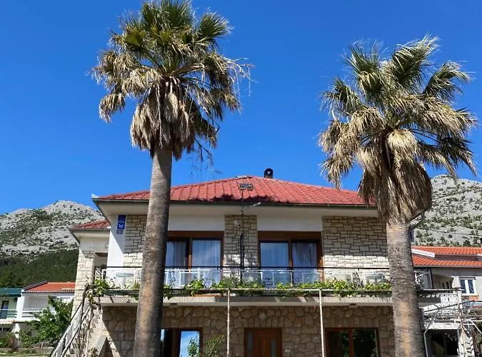 Apartmani 4 Palme
