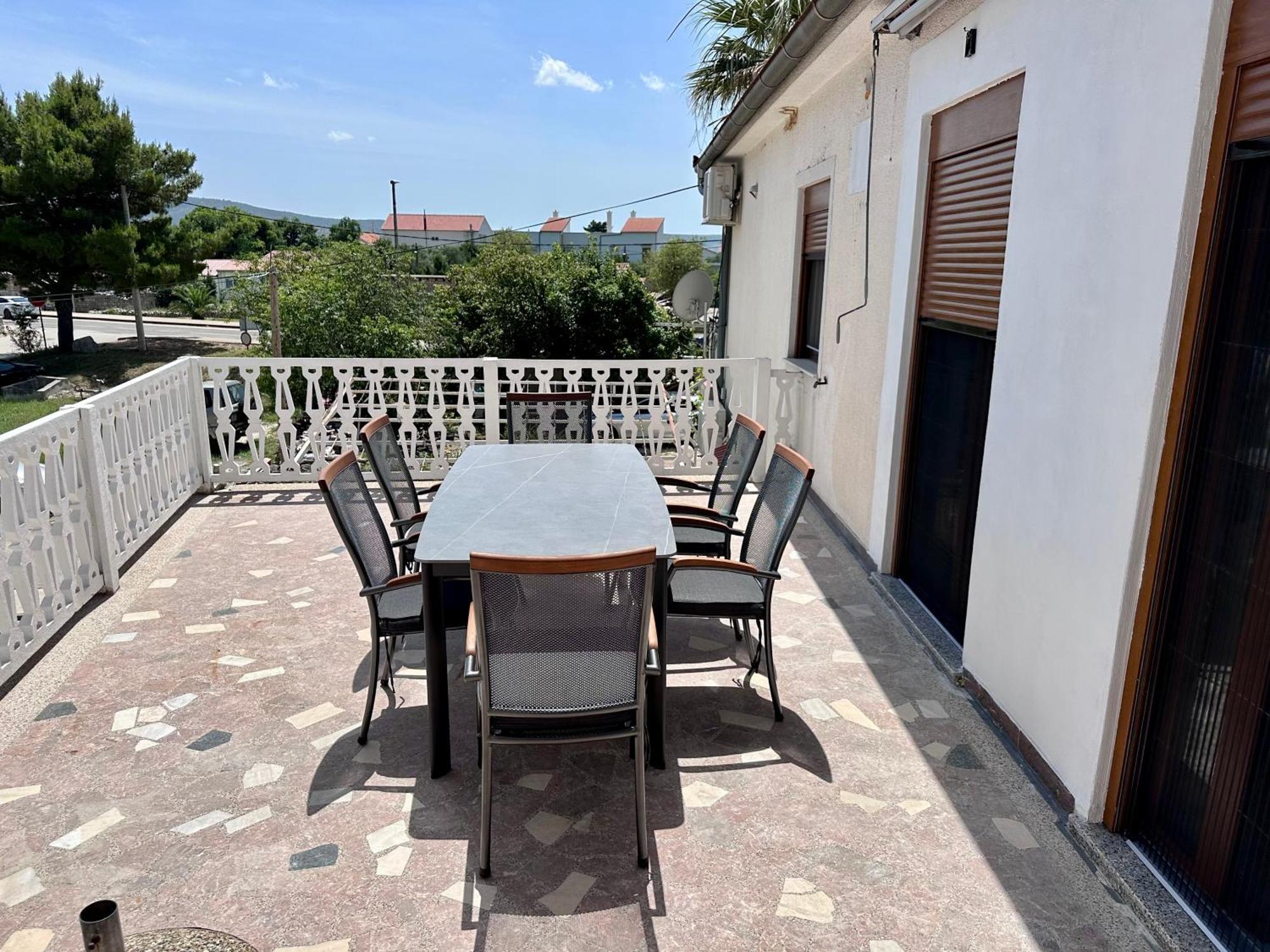 Apartment 4 Palme *
