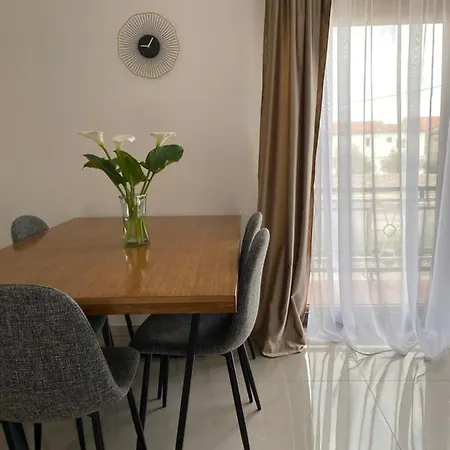 Apartmani 4 Palme Starigrad Paklenica Exterior foto