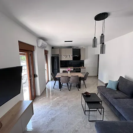 Apartmani 4 Palme Starigrad Paklenica Exterior foto