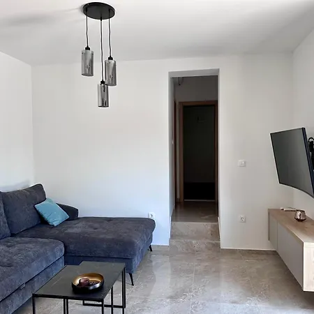 Apartmani 4 Palme Starigrad Paklenica Exterior foto
