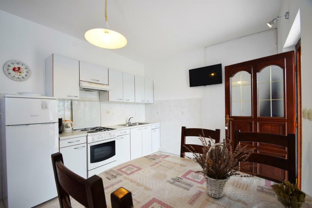 Apartment 4 Palme *